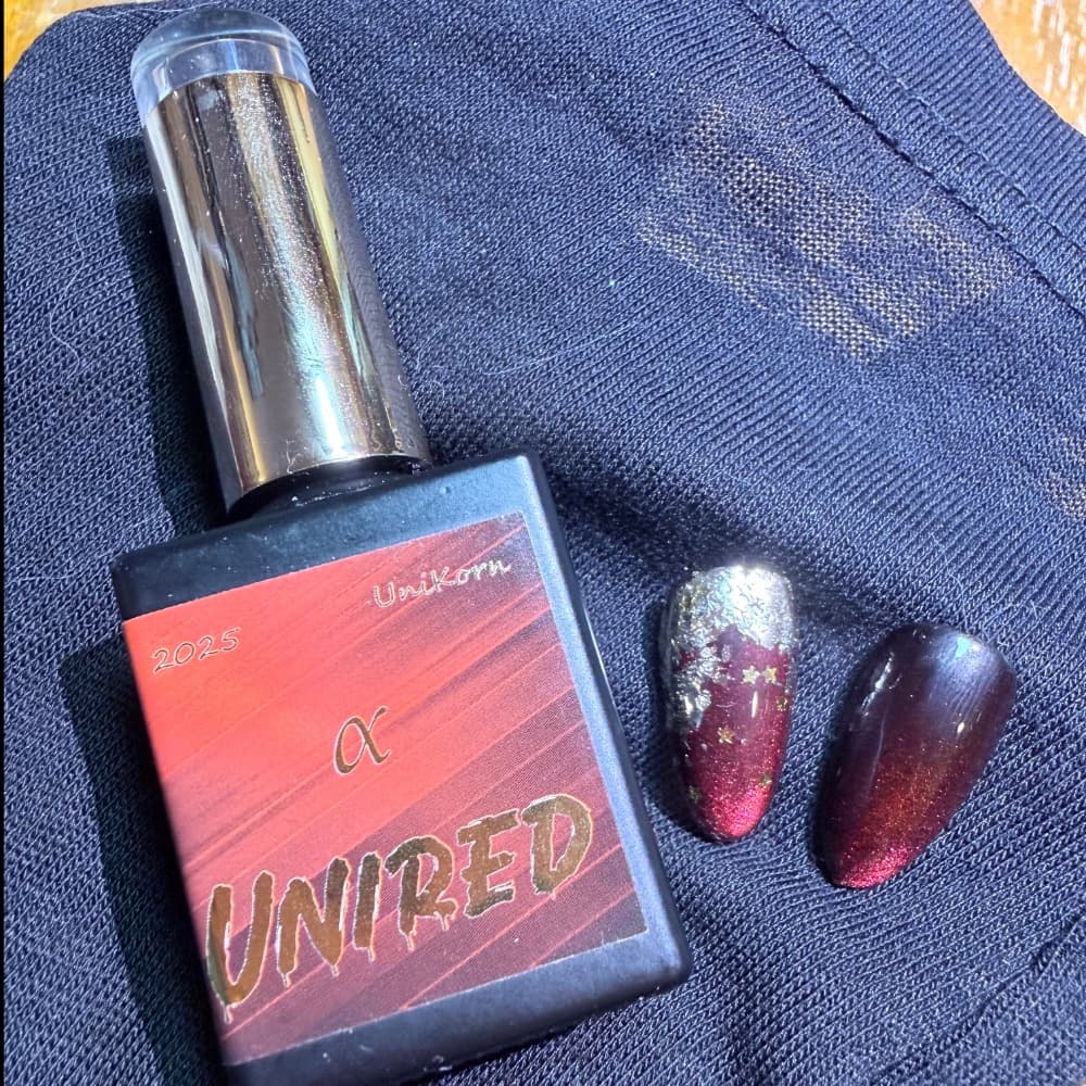 Unired 紅耀alpha 貓眼